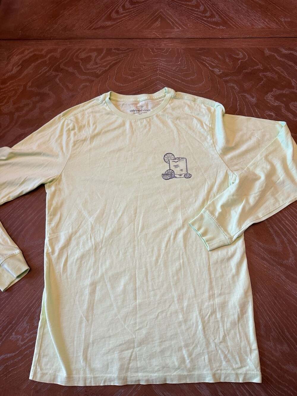Vineyard Vines Graphic Long Sleeve Vacation Shirt XS 100% cotton Preppy Tequila